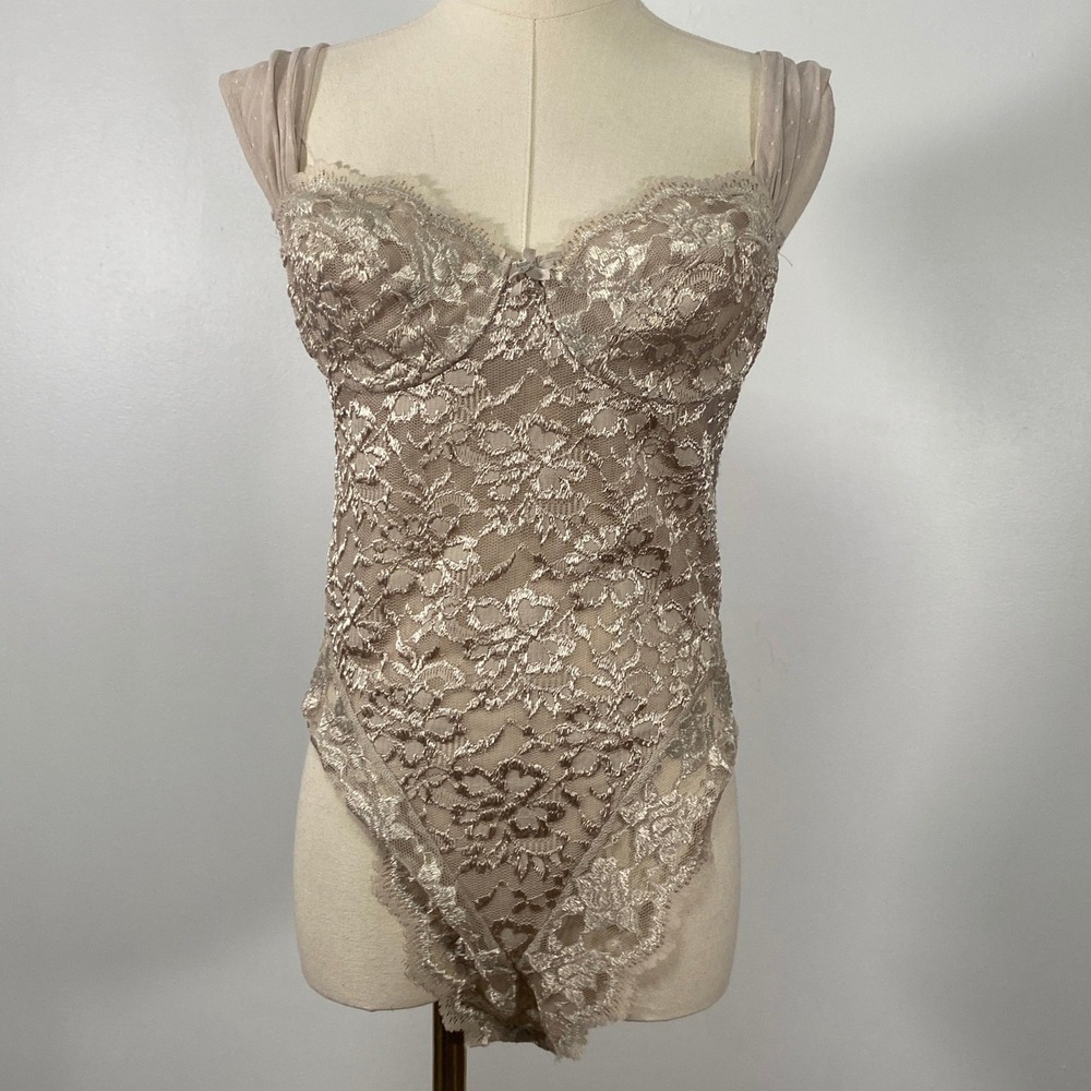 Vintage Y2K Vassarette Size 36B Beige Tan Mesh Lace Underwire Bustier Bodysuit